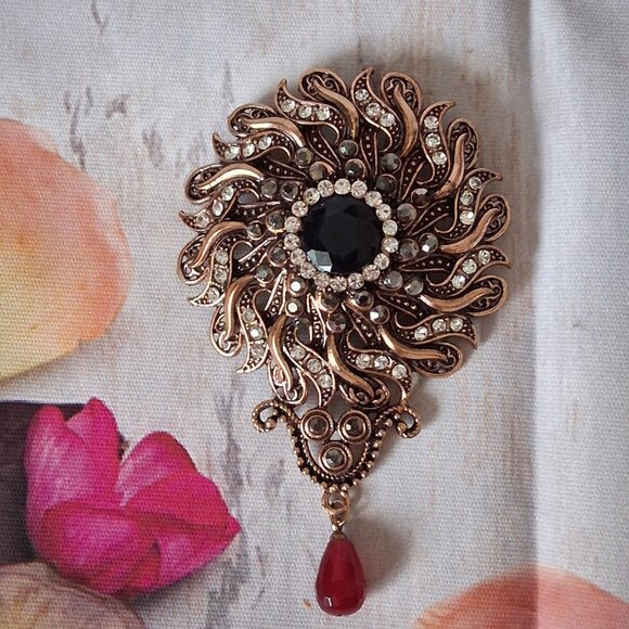 ARATTA Vintage Inspired Turkish Style Rhinestone Large Brooch Pin NEW - Picture 1 of 4